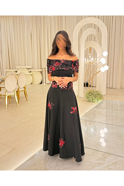 Generic Black off-shoulder evening dress embroidered with red roses