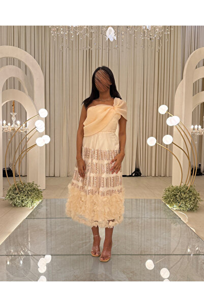 Generic Cream one-shoulder midi evening dress with a floral and crystal embellished skirt