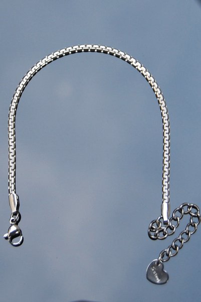 Rua Jewelry Steel Crushed Elegant Bracelet 2 mm Silver Color |   Non-Tarnishing, Unisex, 2 Years Warranty