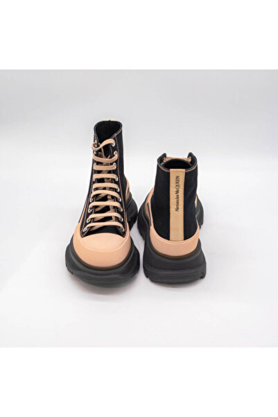 ALEXANDER MCQUEEN Tread Slick Ankle Boots in Black-Pink