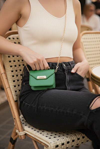 Defnella Nube Yeşil Mini Zincir Askılı Kartlık Elden Tutmalı Çapraz Çanta 10x7cm