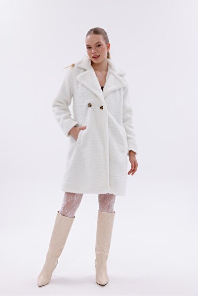 Quen Women's Plush Coat