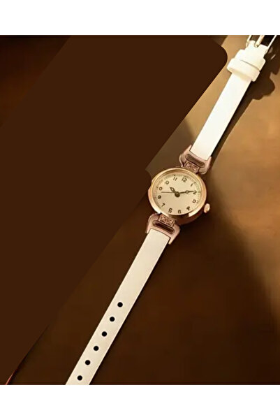 NovaTick White Color Retro Vintage Women's Watch