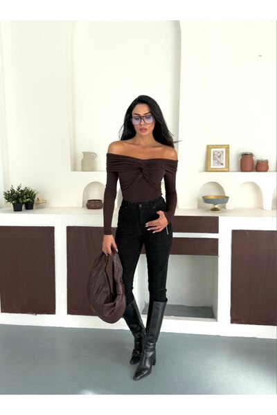 REELMODA Дамска кафява блуза с мадона яка, детайл с възел отпред и дълги ръкави, шик Sendy