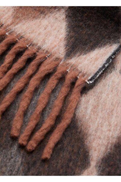 MANGO Woman Püsküllü baklava desenli atkı