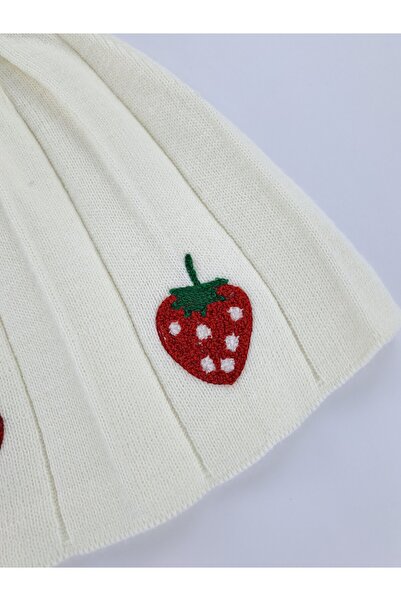 Butik Дівчача в'язана спідниця чорно-рожево-білого кольору з деталями у вигляді полуниці