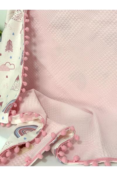 S.Y.M BABY بطانية أطفال من الفلانيل بيك مع كرات زينة على الجانبين