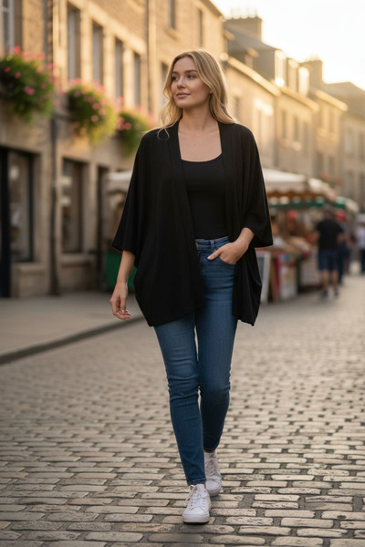 maia Siyah Minimal Hafif Kimono – Mevsimlik Dökümlü Yapı