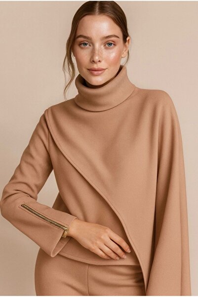 Elbikom Pelerin detaylı bluz premium kumaş bej