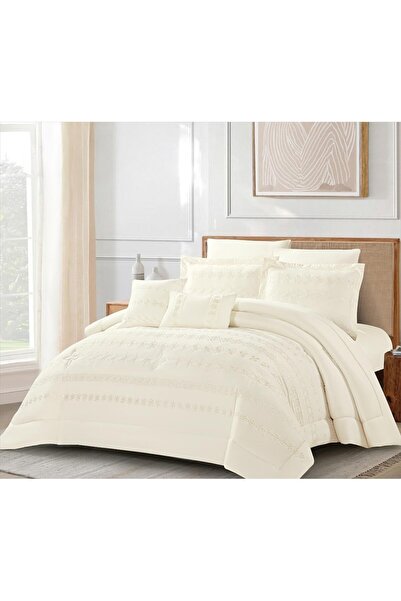 SNOOZYL A luxurious royal bridal double bedspread to give your room decor elegance and comfort