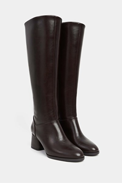 NİŞANTAŞI SHOES Christa Kahve Raşel Rustik Desen Küt Burun Kadın Topuklu Çizme