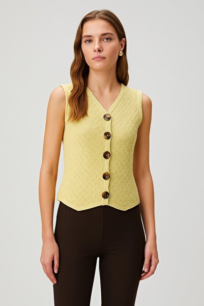 HAKKE V-neck buttoned vest