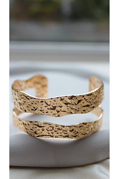 nevamor سوار ذهبي