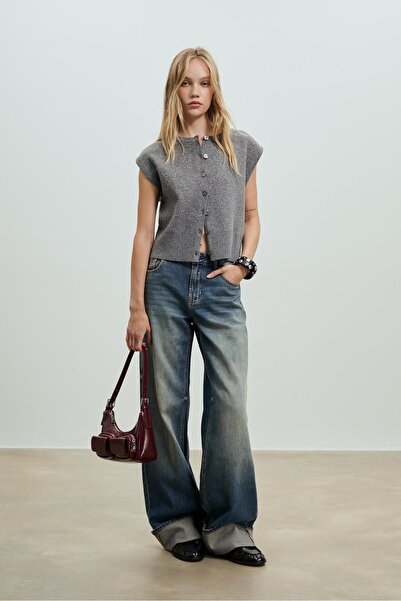 Stradivarius Mini shoulder bag with pockets