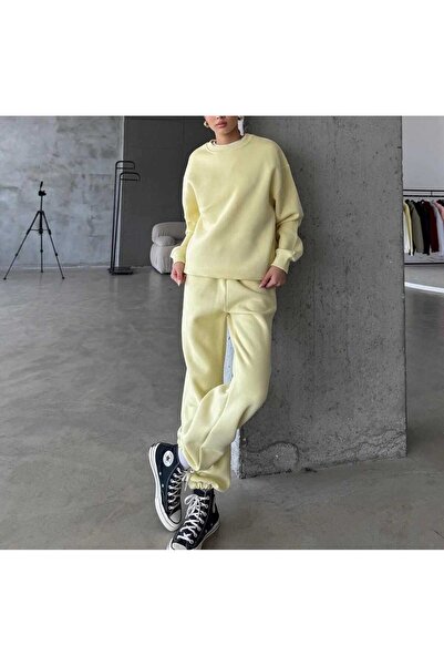 Patreon سويت شيرت بياقة دائرية كبيرة الحجم مكون من 3 خيوط مع قماش صوف ناعم من...