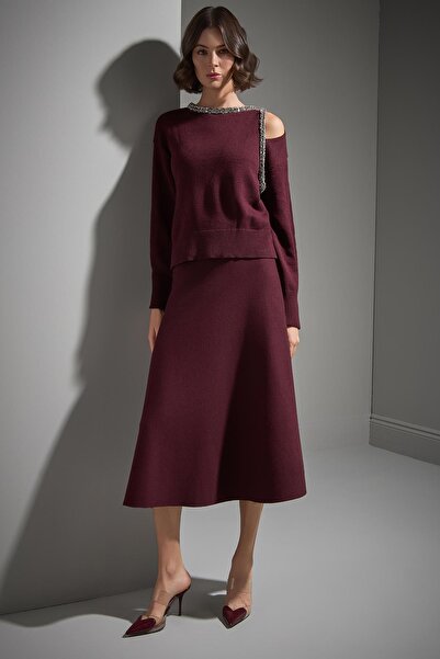 JOIN US Striped Stone Embroidered Burgundy Knitwear Sweater with Window Detail