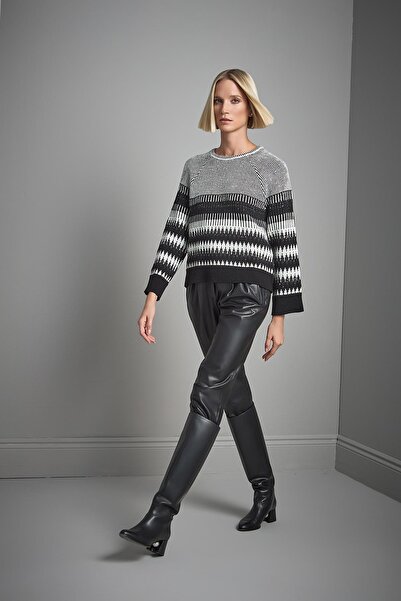 JOIN US Πλεκτό πουλόβερ με μοτίβο με λαιμόκοψη σε μαύρο χρώμα