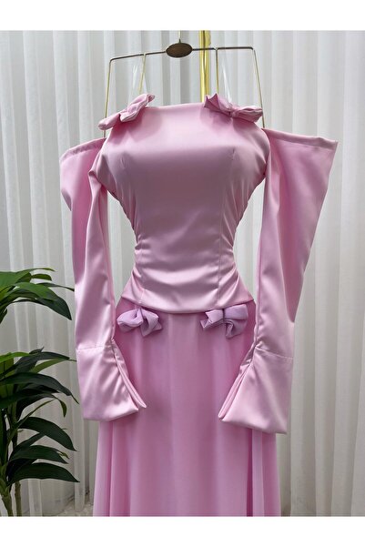 Riva Elegant and attractive light pink off-the-shoulder long-sleeved dress