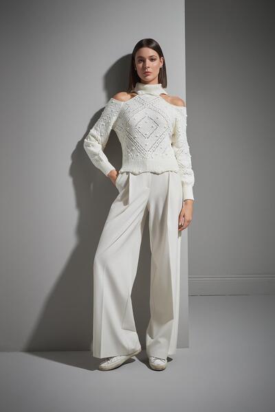 JOIN US Cut Out Detailed Ecru Knit Sweater