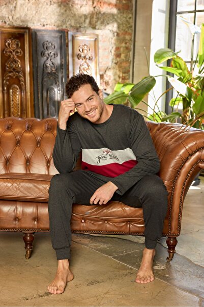 PİJAMOOD ERKEK CEPLİ NAKIŞLI BİSİKLET YAKA PİJAMA TAKIMI