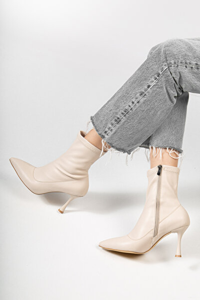 RİSSOLİ Kadın Bej Streç Cilt Yandan Fermuarlı Sivri Burun İnce Topuklu Bot