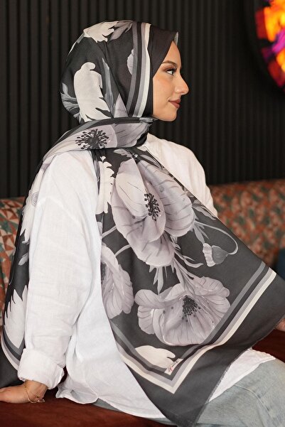 AFVENTE Weasel Pattern Black Cotton Shawl