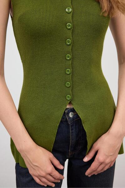 SHERIN Khaki Buttoned Front Knit Sweater