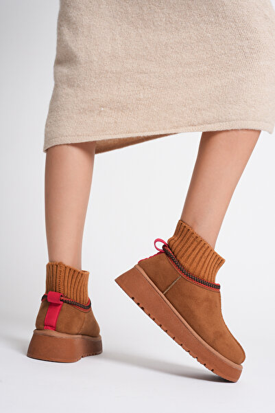 Adım Dünyası Γυναικείες/Κοριτσίστικες μίνι μπότες από σουέτ με επένδυση από χνούδι & παντόφλες για το σπίτι με χοντρή σόλα Λεπτομέρεια πλεκτών κάλτσων