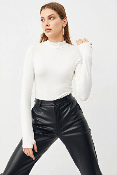 uyguntarz Γυναικείο λευκό και λευκό κορμάκι με λεπτομέρεια στα δάχτυλα, ημι-μπλούζα με λαιμόκοψη, 2 τεμάχια