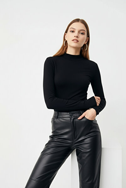 uyguntarz Schwarzer Damen-Body mit Fingerdetails und halbem Rollkragen, 2-teilig