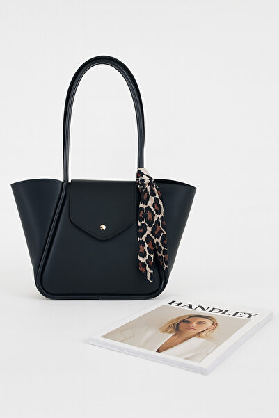 Handley Geantă de umăr de mare capacitate cu detaliu de eșarfă de lux