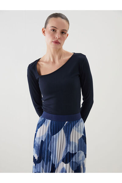 LC Waikiki Alegeri strălucitoare de la Shining Store |   Tricou pentru femei cu guler asimetric