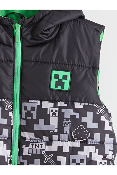 LC Waikiki Siyah Kapüşonlu Minecraft Baskılı Erkek Çocuk Şişme Yelek