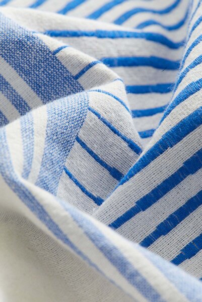 H&M Jacquard-weave beach towel