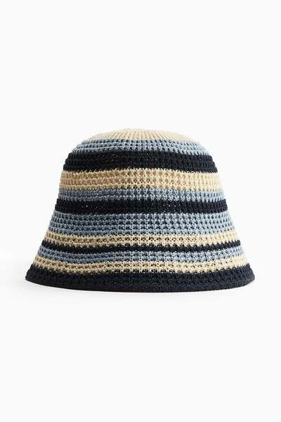H&M Knitted bucket hat