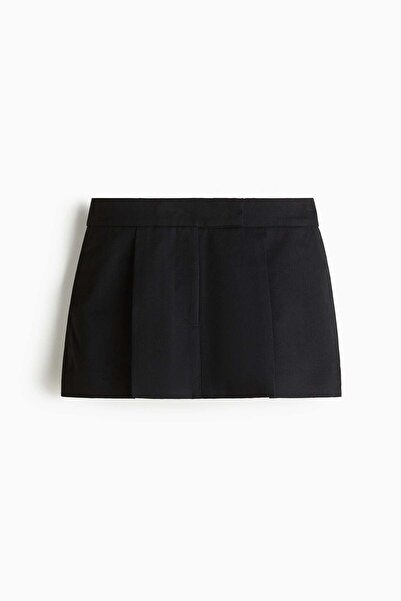 H&M Tailored mini skort