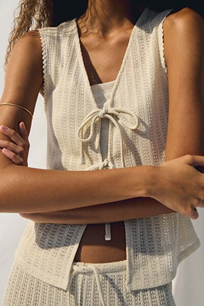 H&M Knitted tie-front top