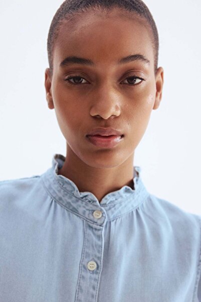 H&M Frill-trimmed denim blouse
