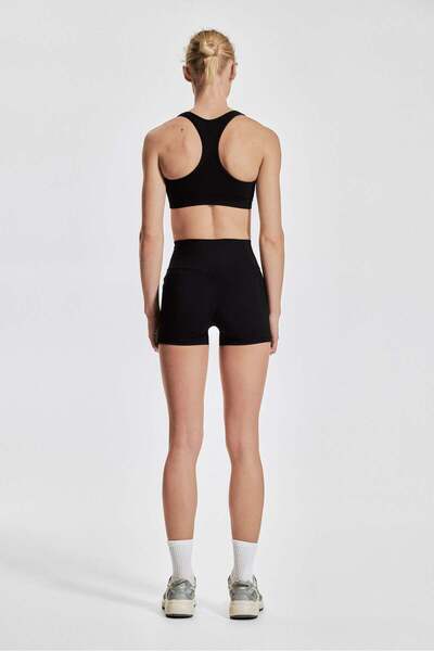 H&M بنطال رياضي قصير مع DryMove™