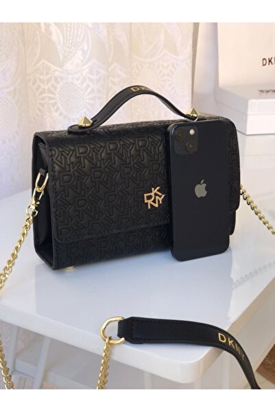 Generic Shoulder bag with accessories