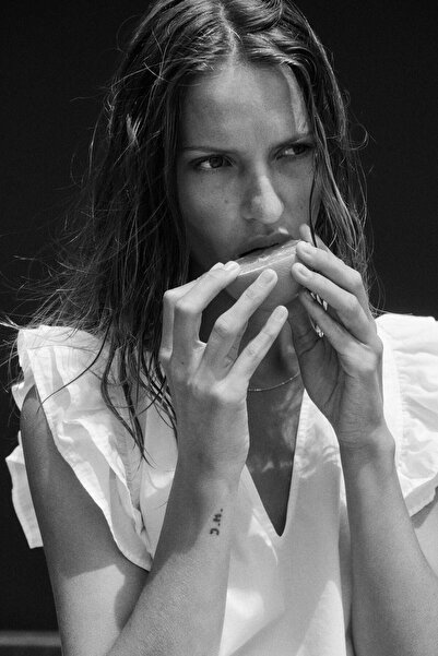 H&M Frill-trimmed blouse