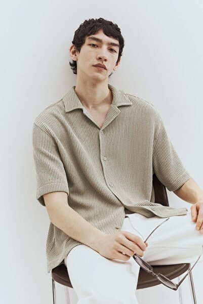 H&M Loose Fit Ribbed resort shirt