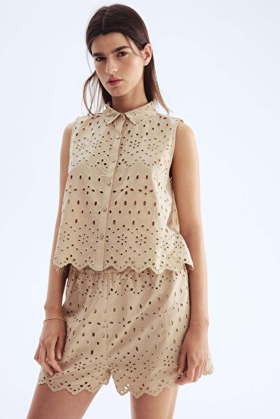 H&M Broderie anglaise shorts