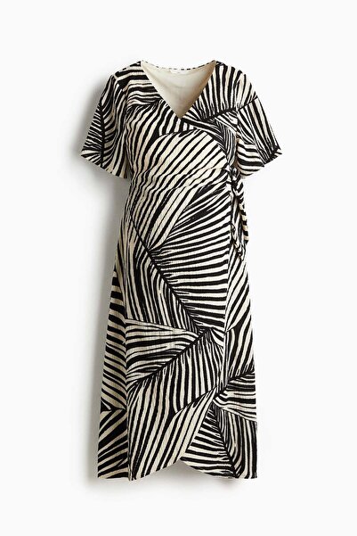 H&M MAMA Crinkled wrap dress