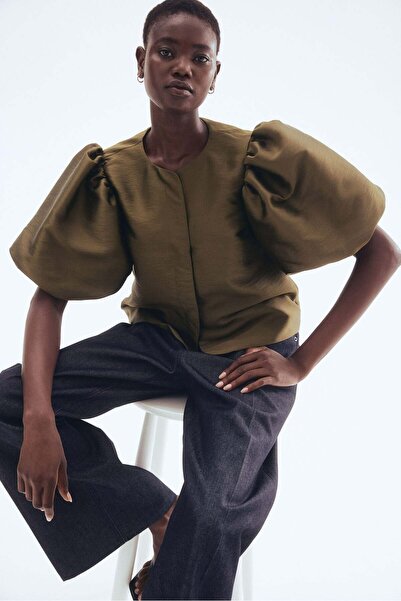 H&M Balloon-sleeved blouse