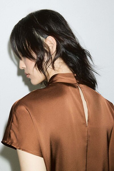 H&M Stand-collar satin blouse