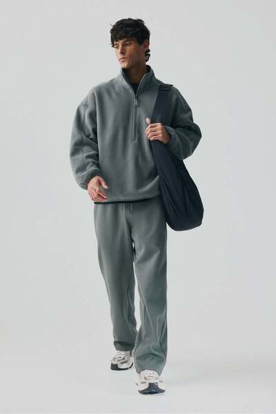 H&M Fleece sports top