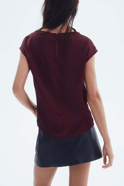 H&M Cap-sleeved satin blouse