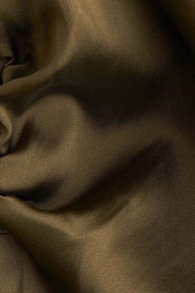 H&M Balloon-sleeved blouse