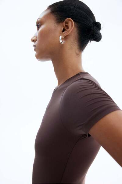 H&M بودي نسائي من المايكروفايبر بأكمام قصيرة